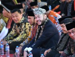 Fauzi Bahar Datuak Sati Dikukuhkan sebagai Penghulu Suku Koto di Koto Tangah